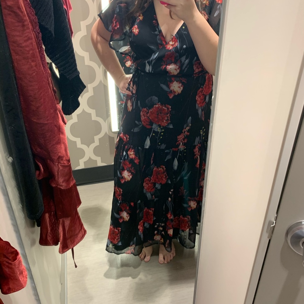 Floral Print Flutter Sleeve V-Neck Maxi Dress